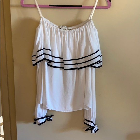 Off the shoulder top - Picture 1 of 2